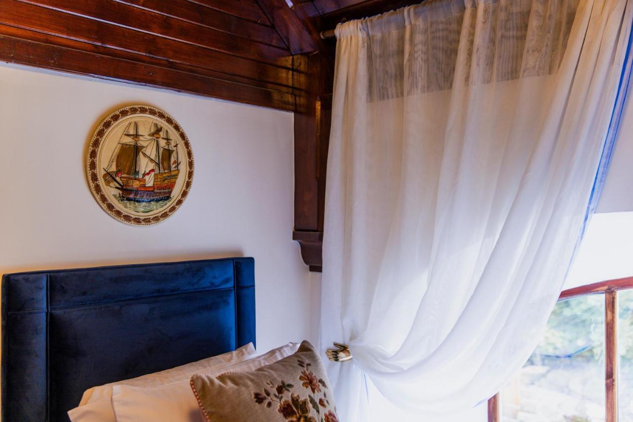 Thomas Telford Lettings - Luxurious Interiors And Seaviews Villa Halistra Exterior photo