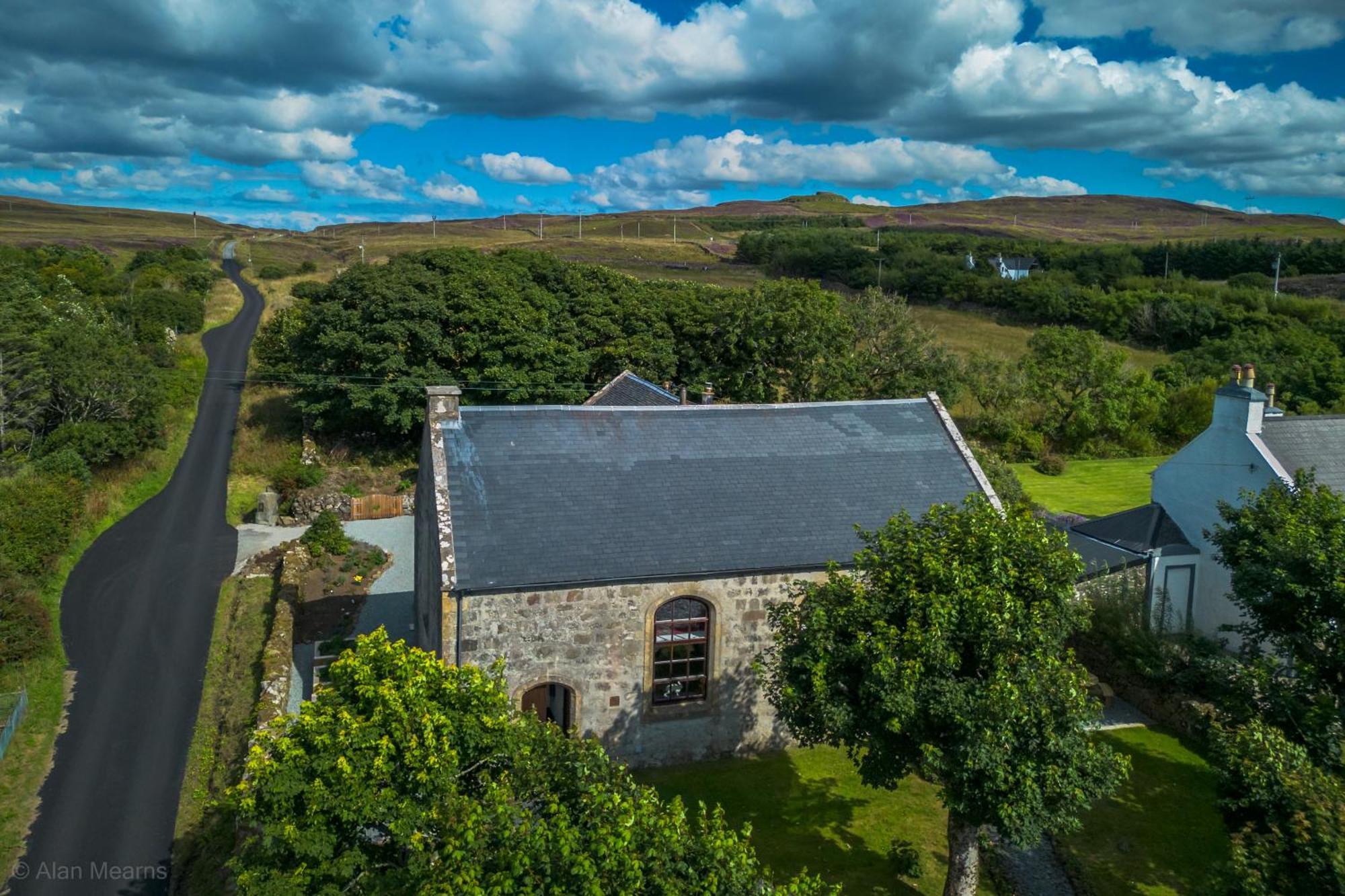 Thomas Telford Lettings - Luxurious Interiors And Seaviews Villa Halistra Exterior photo